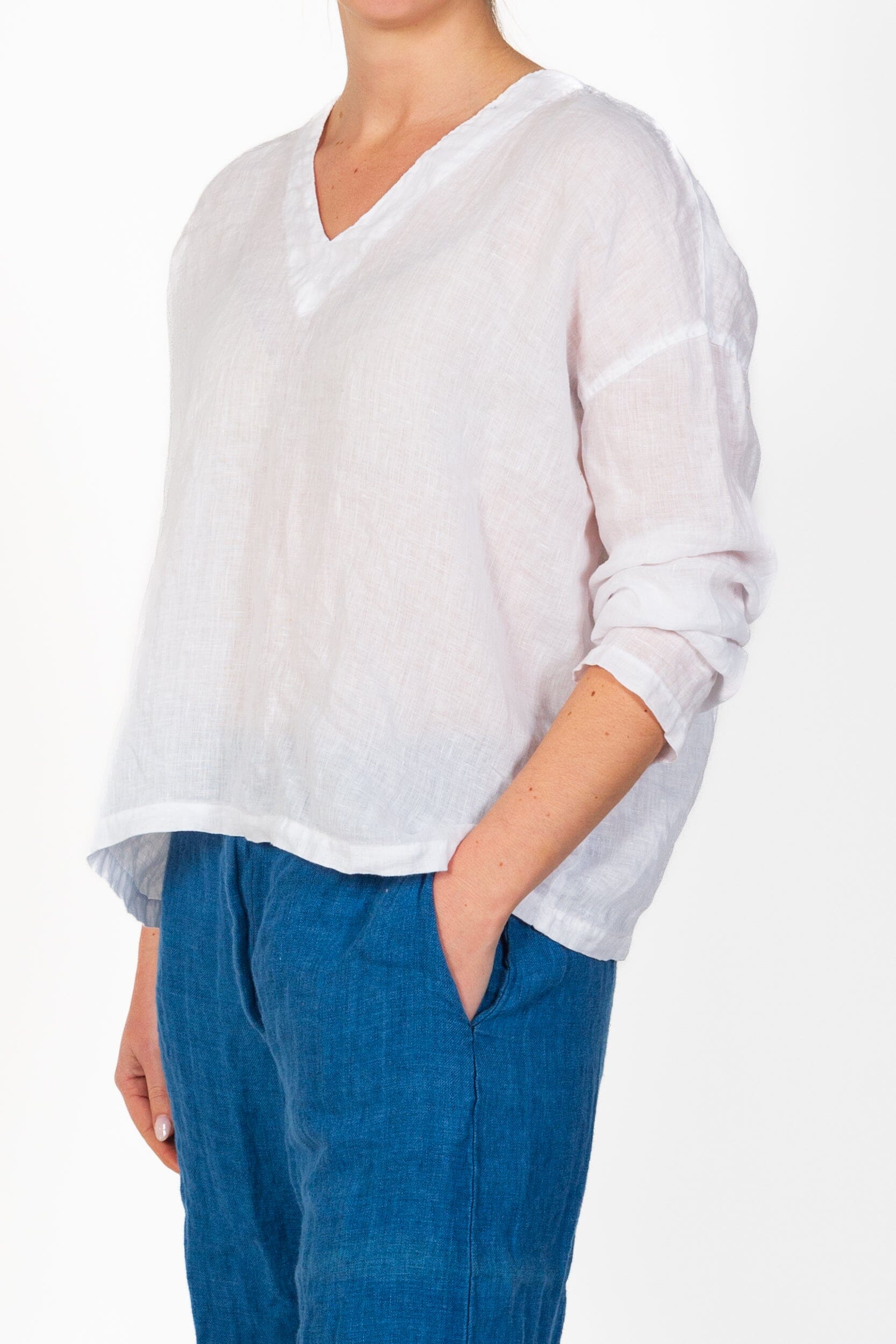 Carly - Linen S10 - Linen Tops CP Shades white