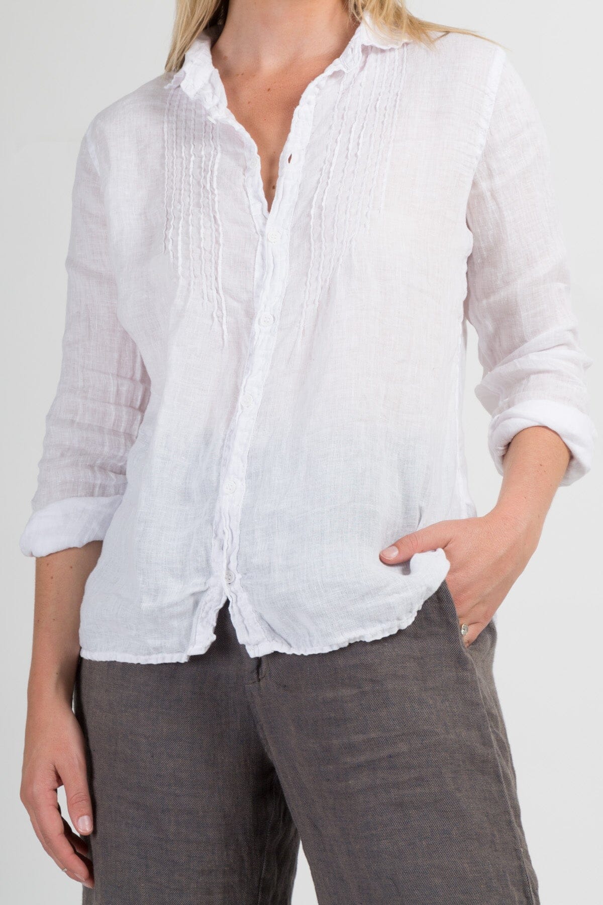 Julie - Linen S10 - White Linen Tops CP Shades 