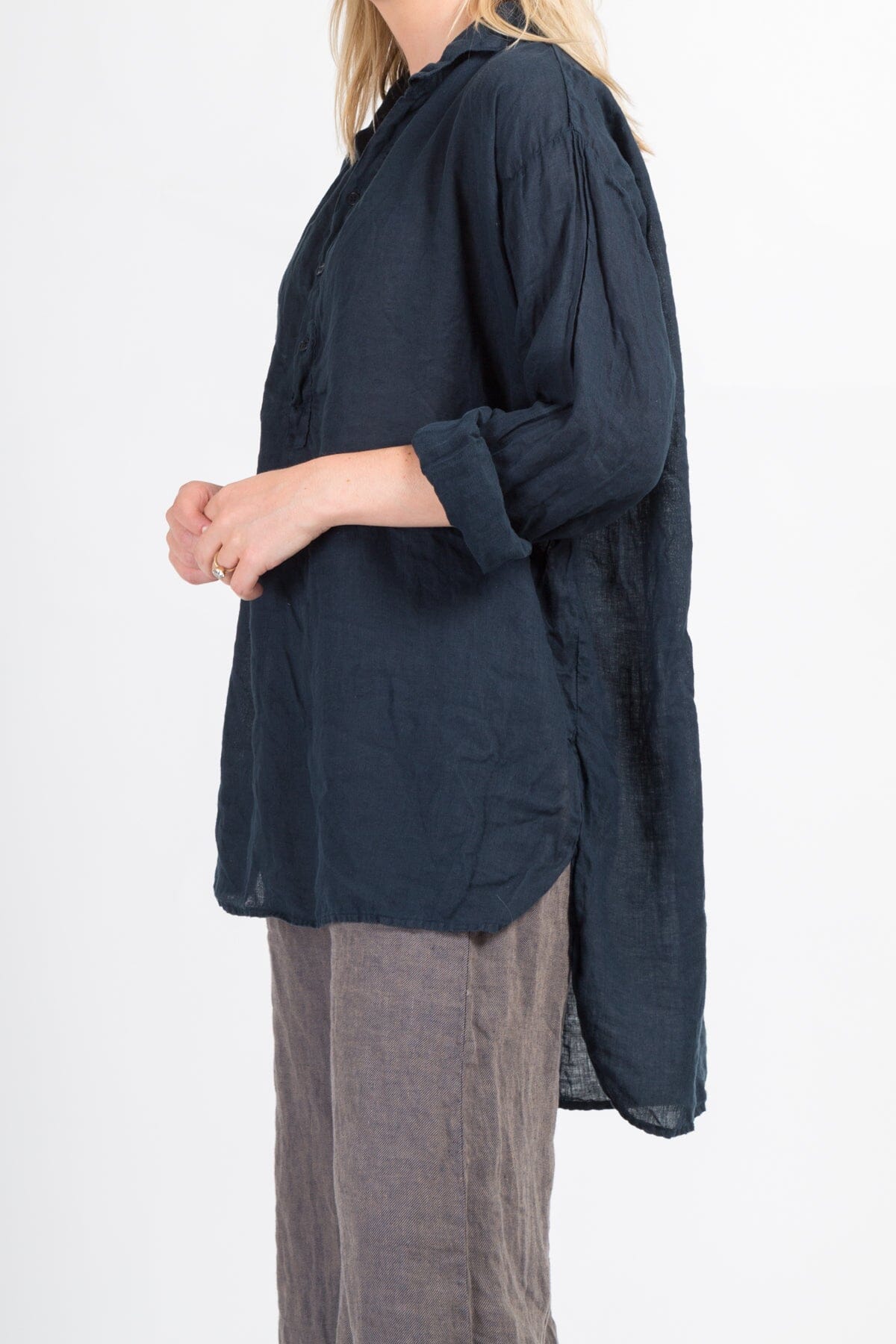 Petra - Linen S10 - White Linen Tops CP Shades 