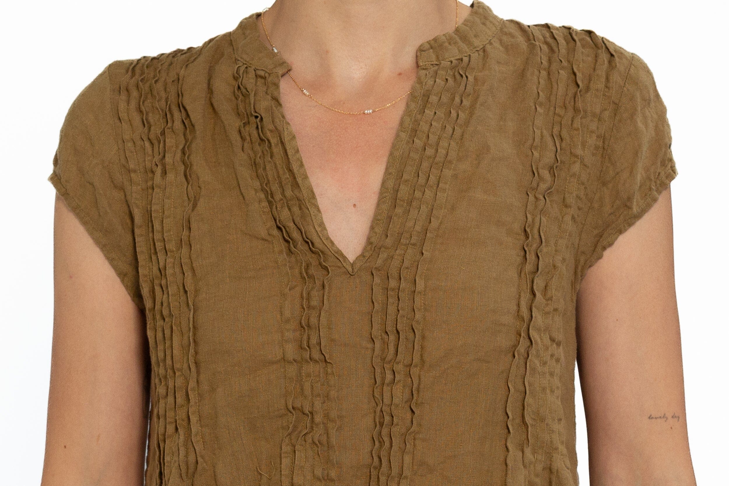 Regina Cap Sleeve S10 - Linen Tops CP Shades 