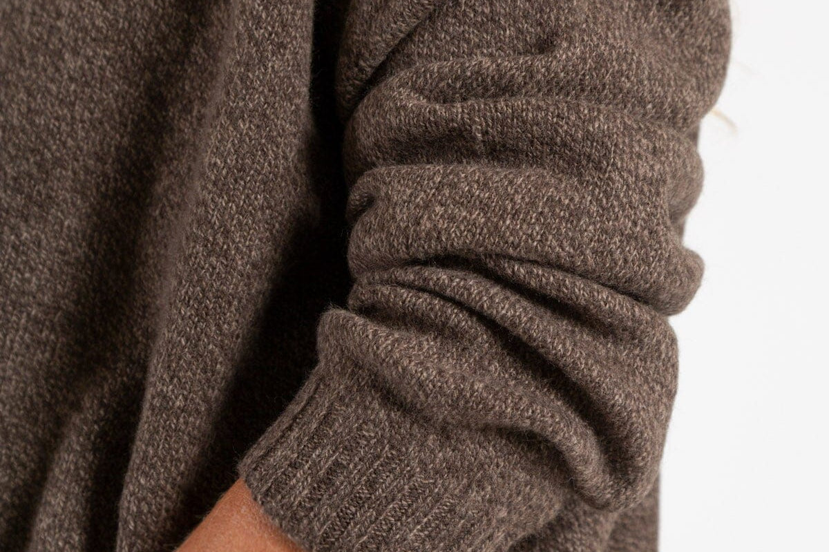 Cashmere Cross V-Neck Sweater A80 - Cashmere CP Shades 